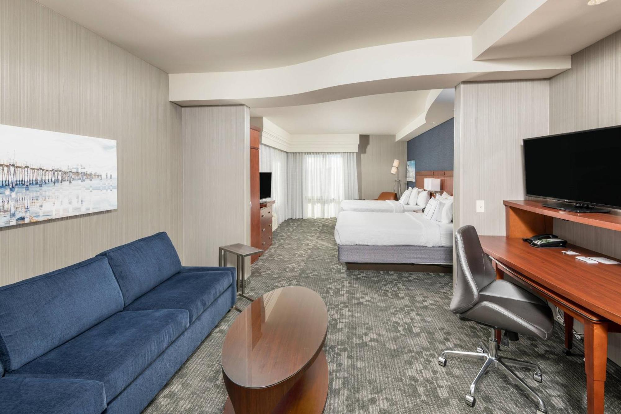 Courtyard By Marriott San Diego Oceanside Bagian luar foto
