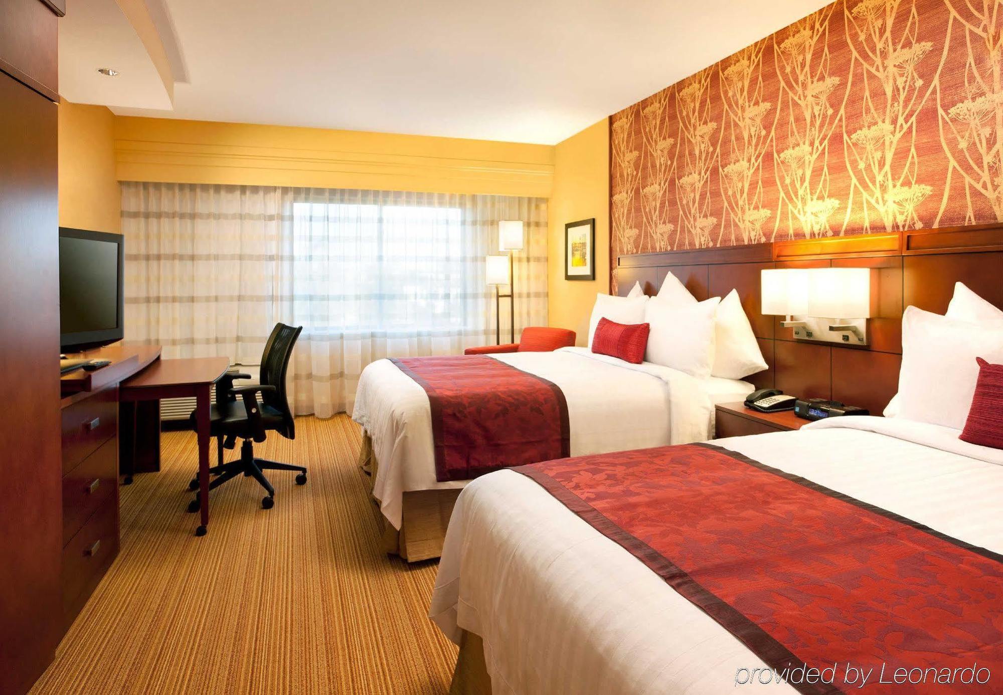 Courtyard By Marriott San Diego Oceanside Ruang foto